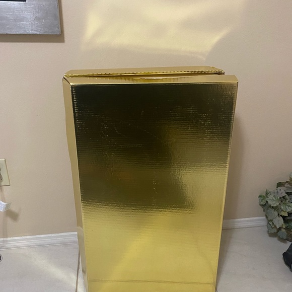 Vintage Wedding Dress worn ounce in 1992 - Picture 6 of 13